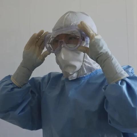 《失落之魂》主角战衣首曝：黑暗美学质感震撼来袭！
